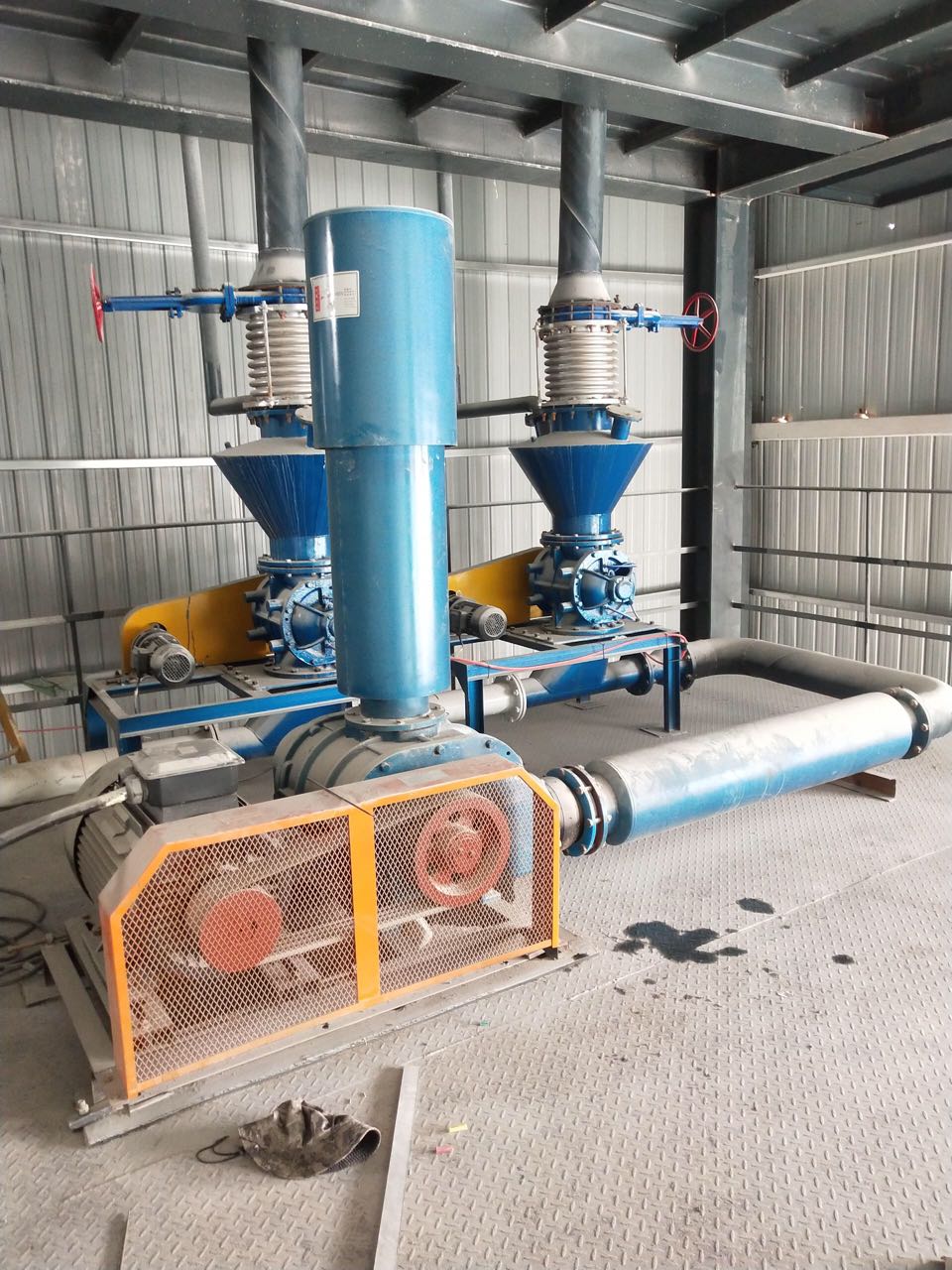 氣力輸送設(shè)備 氣力輸送設(shè)備